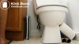 Girl pooping with beautiful sounds N°2