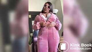 Sexy fat ebony girl pooping her panty a lot