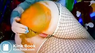 Egirl shits on her dildo 1