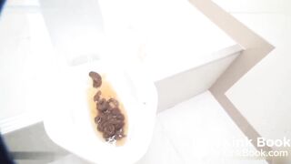 pooping in toilet nice selfie girl