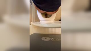 Girlfriend’s Sister Pooping During Quarantine 1 - video 2