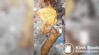 Ebony midnight poop at the bush