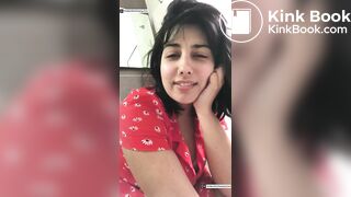 Cute Girl Shitting - video 5