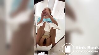 Girls chinese piss pooping toilet.MML_034