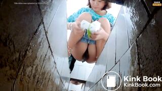 Girls chinese piss pooping toilet.MML_032