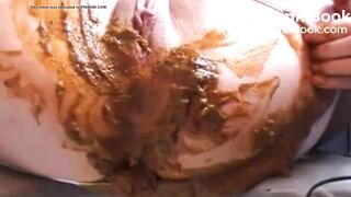 Girls pooping compilation 7