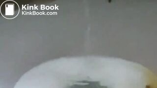 Korea self pooping - video 2