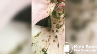 Work animal shit blondie bitch