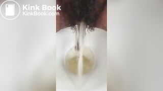 Cagando gostoso - video 9