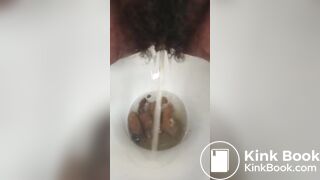 Cagando gostoso - video 9