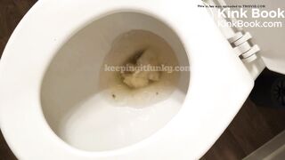 Sydnee capri diarrhea shitting