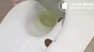 Hot asian girl and her beautiful shit