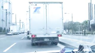 Japanese Ladies pantypoop Accident