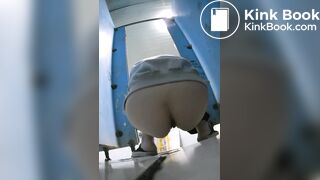 girl desperate diarrhea
