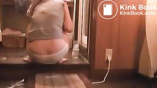 Scat femdon - video 2