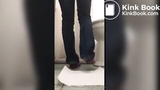 girl pooping on white napkin