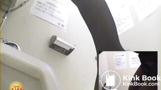 Girls' Poop Toilet 10
