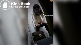 Girl Chinese pooping pis toilet.DJJ_04