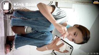 Girl Chinese pooping pis toilet.DJJ_023