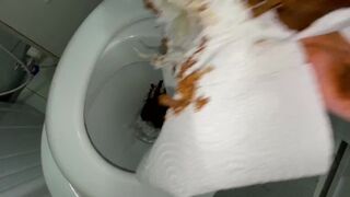 Latina diarrhea - video 2