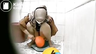 Indonesian voyeur
