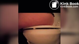Cute girl pooping - video 29
