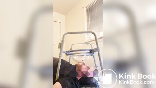 Goddess Nåomi makes a quick shit stop