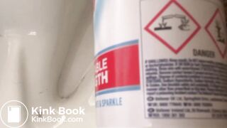 Woman desperate big dump