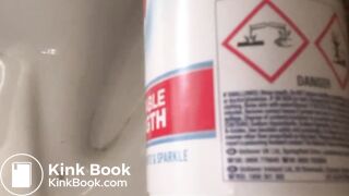 Woman desperate big dump