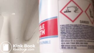 Woman desperate big dump