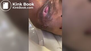 Ebony Girl Quick Shit