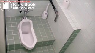 Mature woman fell asleep while defecating [VICD-263]