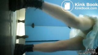 Girl Chinese pooping pis toilet.HGG_011