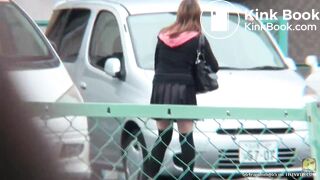 Woman with no paper uses garbage to wipe pussy [PM105]