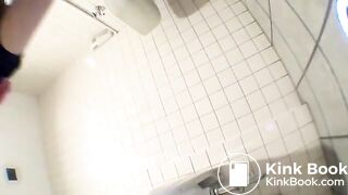 japanese girl standing poop