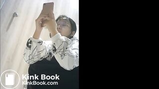 Girl Chinese pooping pis toilet.T01