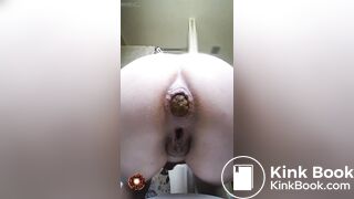 yummy poop coming out of a fat ass