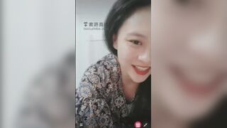 chinese selfie poop 23
