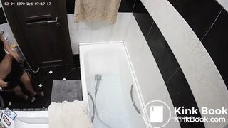 Woman pooping in Toilet 310