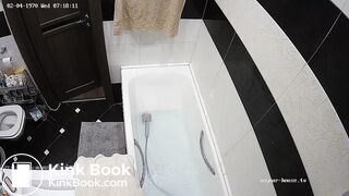 Woman pooping in Toilet 310