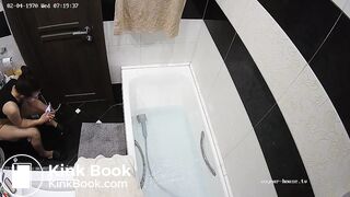 Woman pooping in Toilet 310