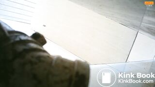 Girl Chinese pooping pis toilet.Y01