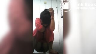 Cute chinese pooping - video 2