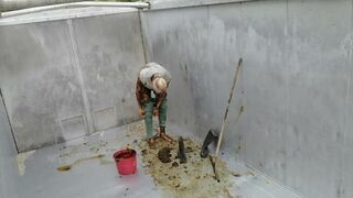 Full bodysmear with cowshit 5