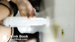 Cute Chinese girl inject shit into her anus