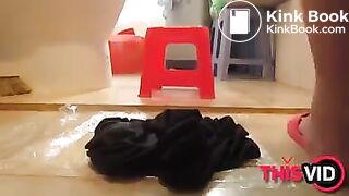 Chinese Girl Grinds Shit into Panties