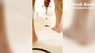 bathtube shit on feet