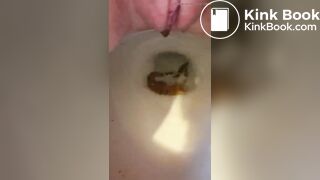 Girl Pooping 2 - video 2