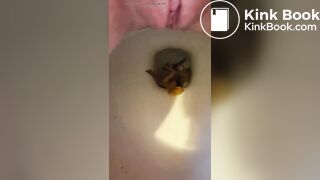 Girl Pooping 2 - video 2