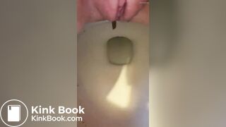 Girl Pooping 2 - video 2